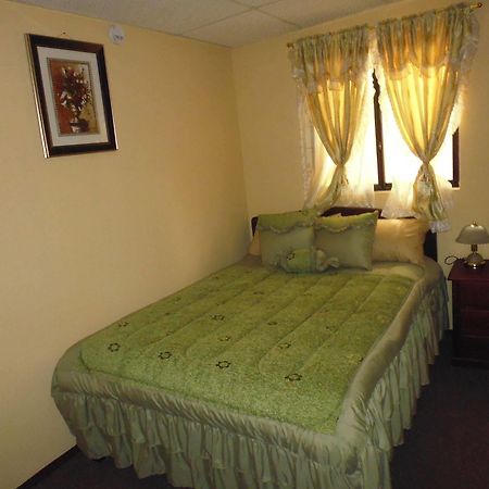 Hotel Residencial El Viajero Tababela Luaran gambar