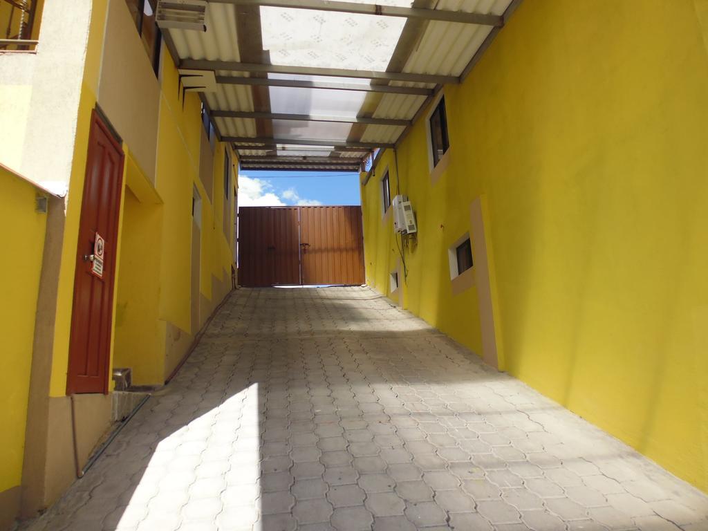 Hotel Residencial El Viajero Tababela Luaran gambar