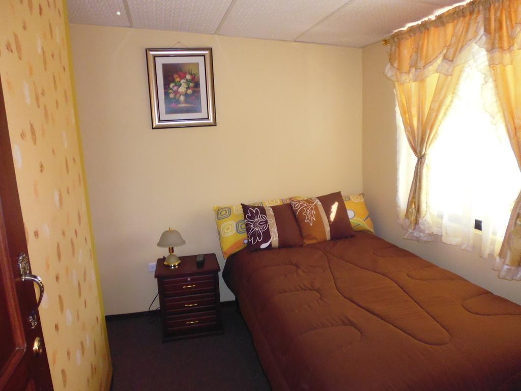 Hotel Residencial El Viajero Tababela Luaran gambar