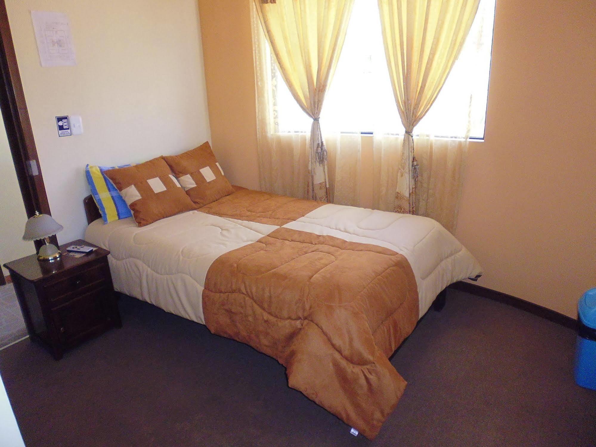 Hotel Residencial El Viajero Tababela Luaran gambar